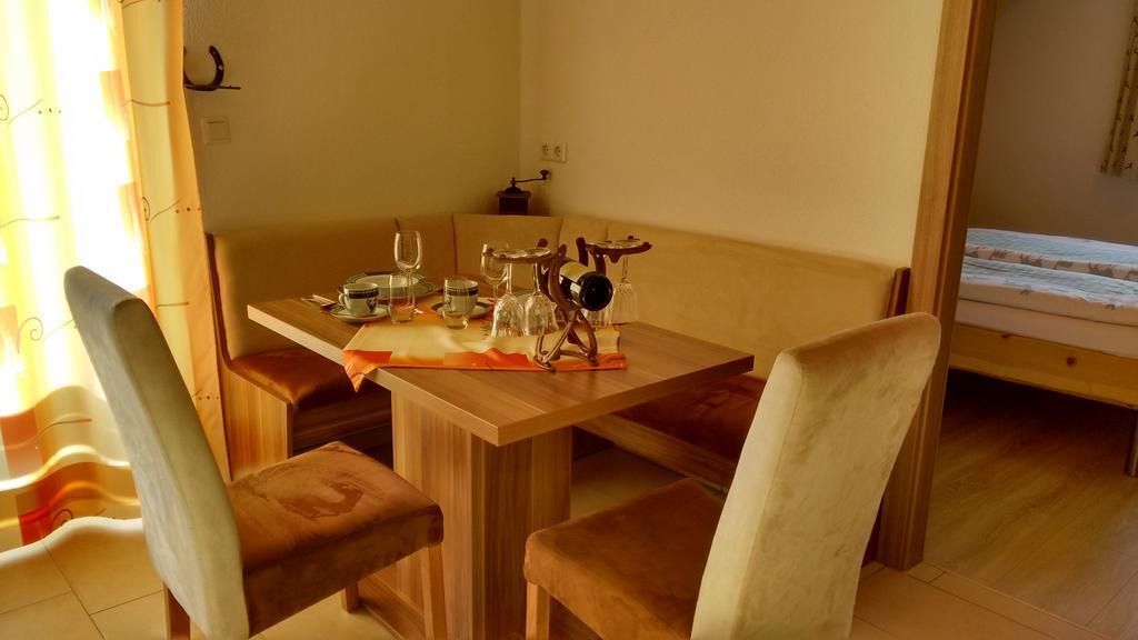 Appartment Iris Aich  Eksteriør billede